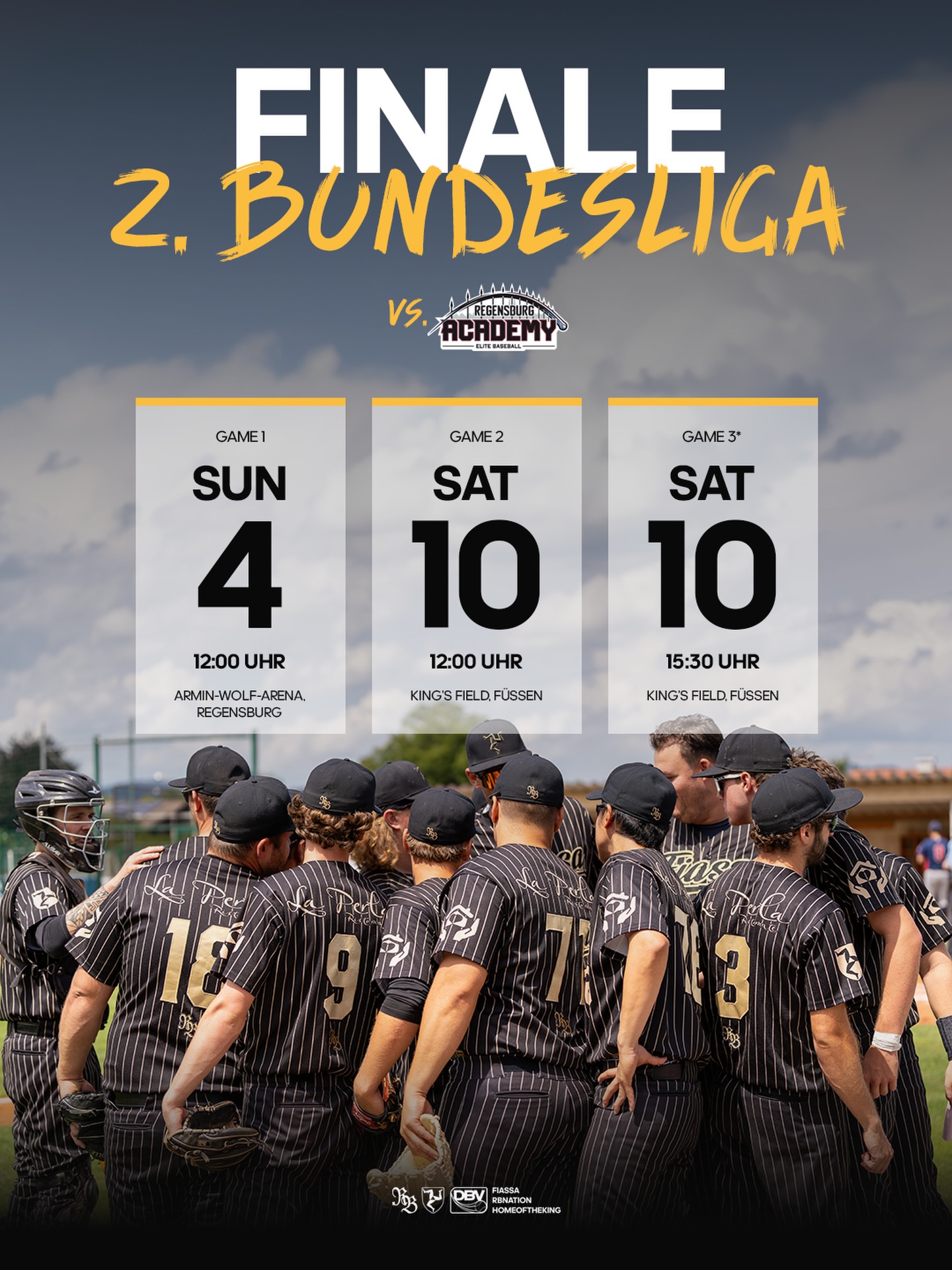 FINALE. LET’S GO. 🔥👑⚾

Im Finale der 2. Bundesliga Süd wartet mit der Bayerischen Baseball Academy aus Regensburg @regbbacademy ein bekanntes Duell aus der Süd-Ost-Gruppe.

Aufgrund eines Events in Regensburg wurde das Heimrecht getauscht:
📍 Game 1: Sonntag, 4.10. – 12:00 Uhr in Regensburg
🏟️ Game 2: Samstag, 10.10. – 12:00 Uhr am King’s Field
🔥 Game 3 (falls nötig): Samstag, 10.10. – 15:30 Uhr am King’s Field

🎟️ Tickets sind ab sofort im Ticketshop erhältlich 👉🏼 Link in Bio.

#Fiassa #RBNation #HomeoftheKing👑