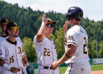High-Five Kleber und Zacek