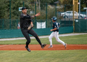 Mitch Wirthmüller Play